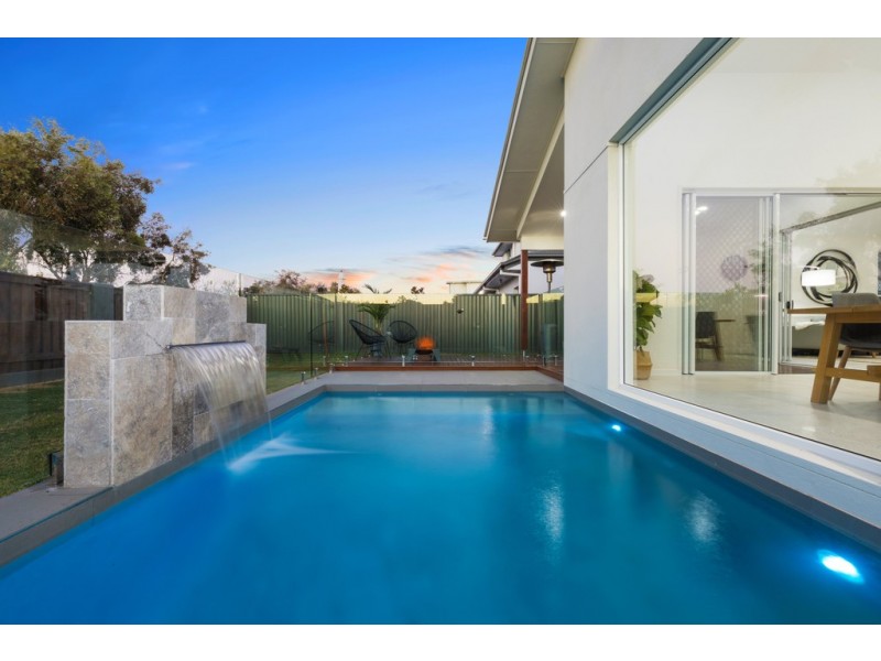 35 Hartley Crescent, Pelican Waters QLD 4551