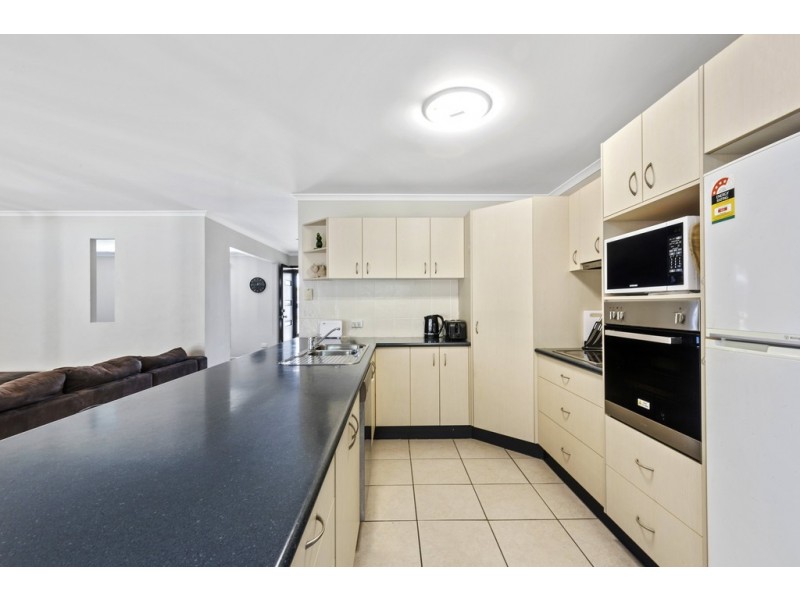 8 Brushbox Place, Meridan Plains QLD 4551