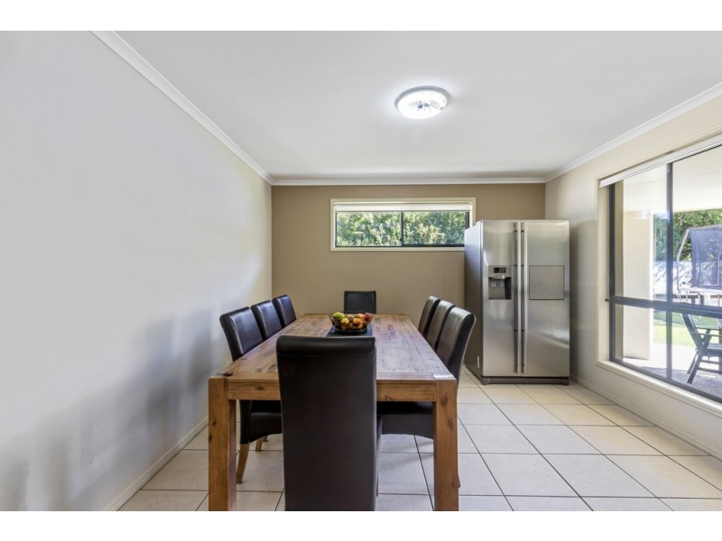 8 Brushbox Place, Meridan Plains QLD 4551