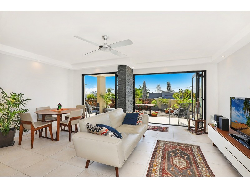 1-1 George Street, Alexandra Headland QLD 4572