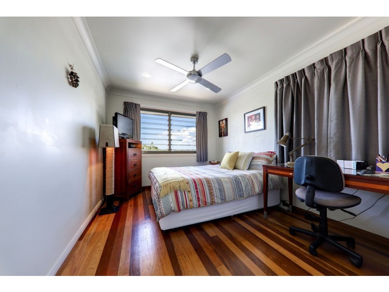 12 Anthony Avenue, Mooloolaba QLD 4557