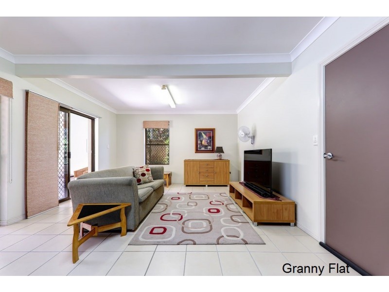 12 Anthony Avenue, Mooloolaba QLD 4557