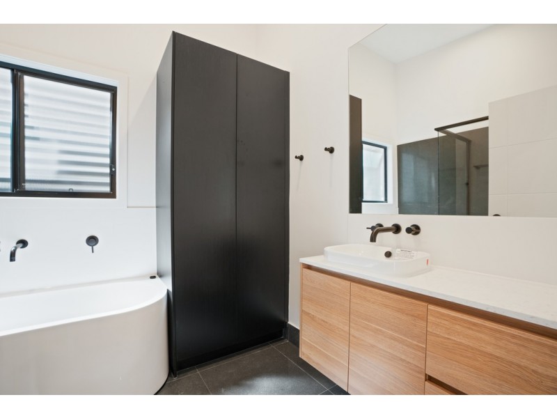 10 Donna Place, Buderim QLD 4556