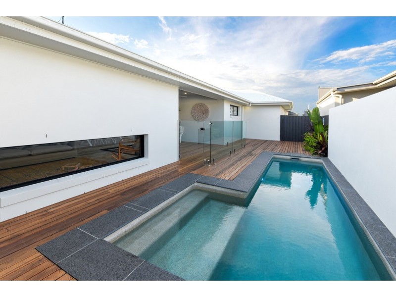 10 Lychee Place, Palmview QLD 4553