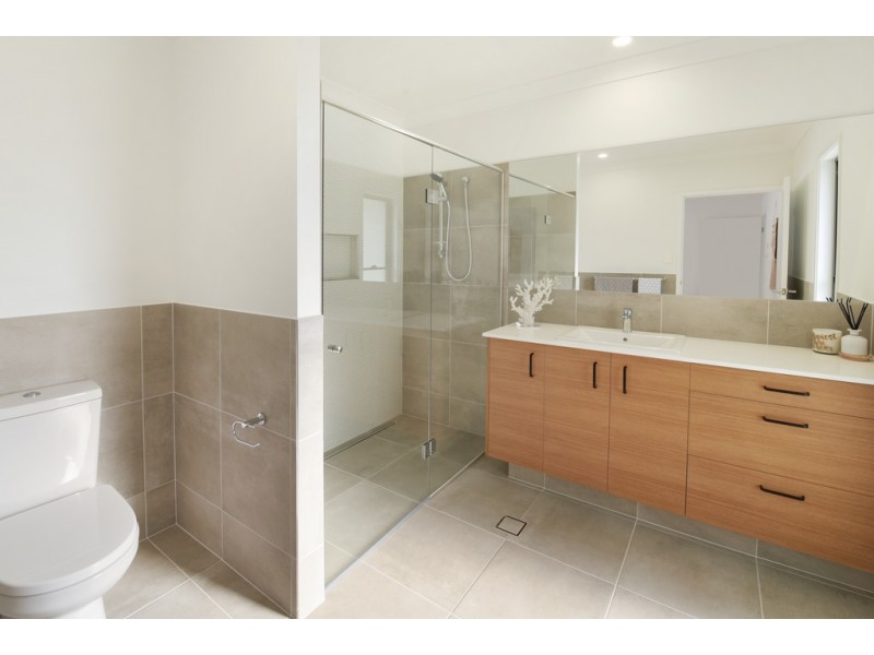 10 Lychee Place, Palmview QLD 4553