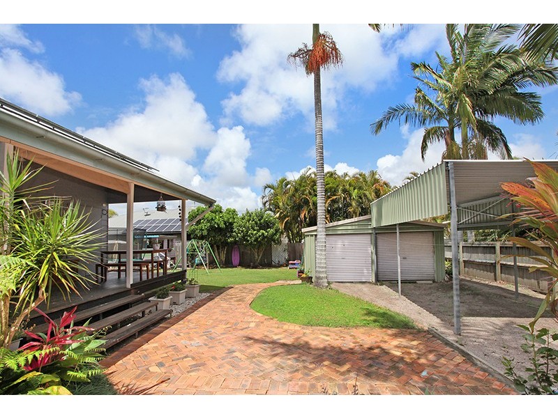 6 Cadagi Court, Kuluin QLD 4558