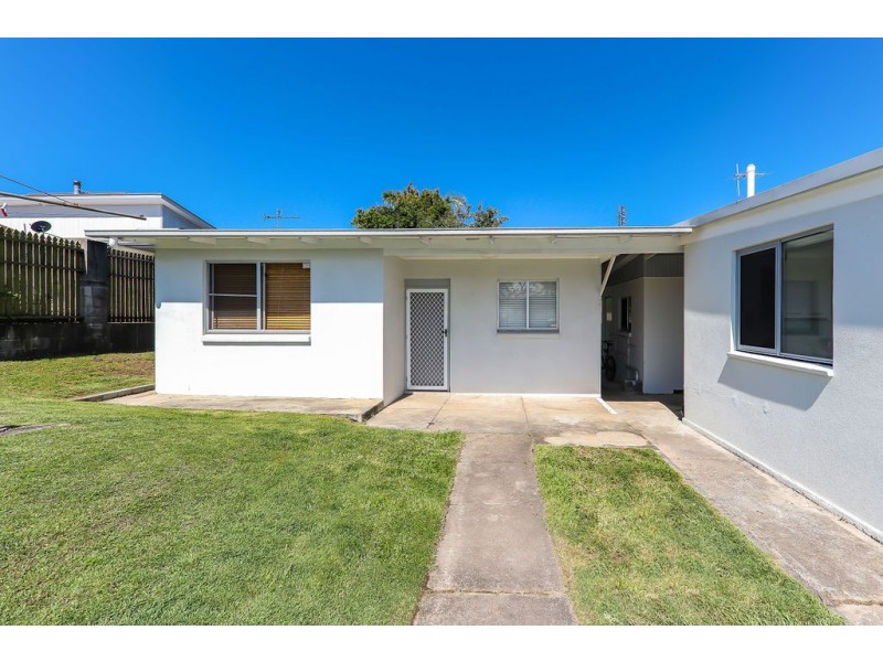 3 Palm Drive, Mooloolaba QLD 4557