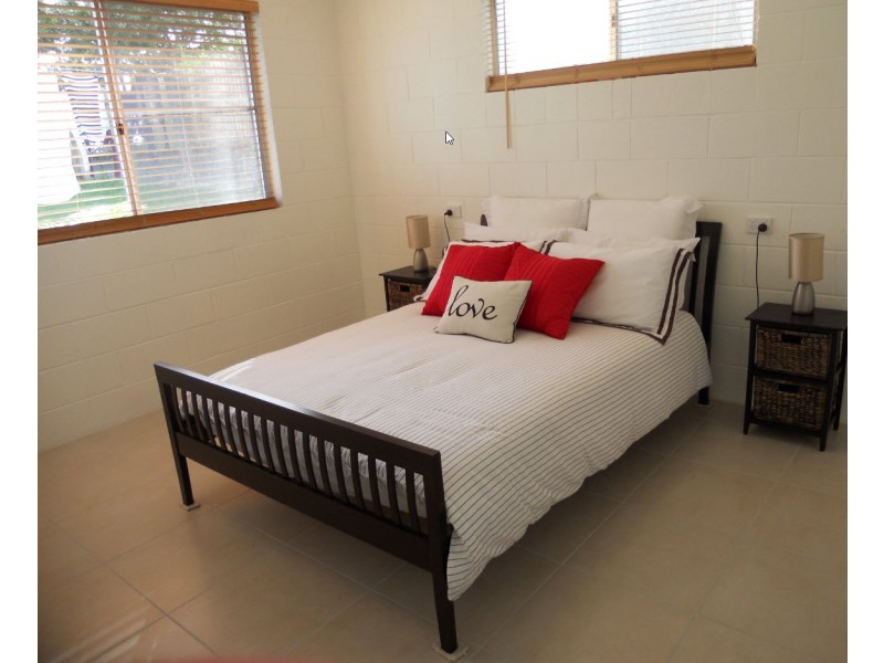 3 Palm Drive, Mooloolaba QLD 4557