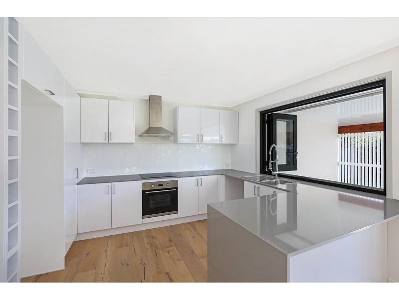 10 Halyard Drive, Wurtulla QLD 4575
