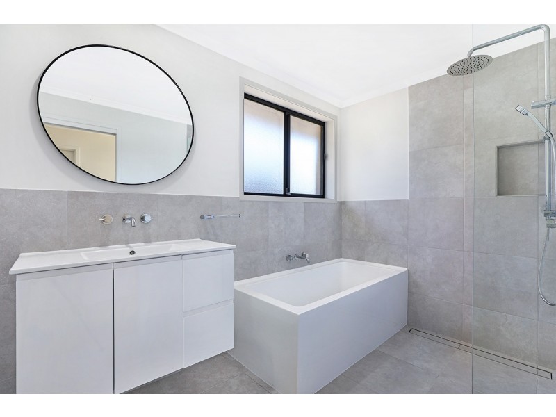 10 Halyard Drive, Wurtulla QLD 4575