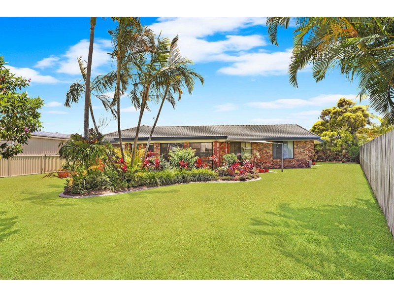 15 Bloodwood Court, Mooloolaba QLD 4557