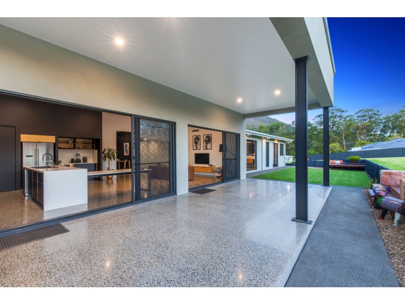 2 Crown Court, Beerwah QLD 4519