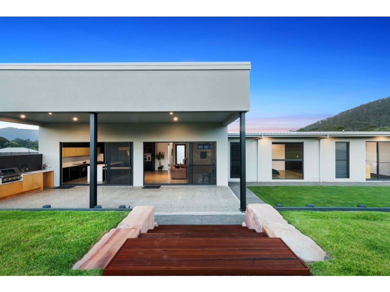 2 Crown Court, Beerwah QLD 4519