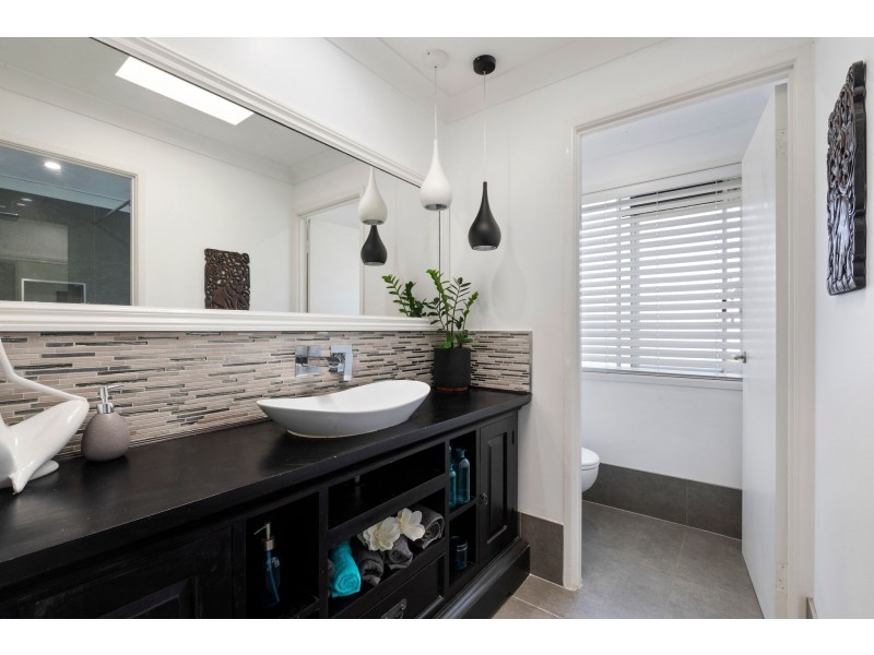 8 Bronzewing Avenue, Buderim QLD 4556