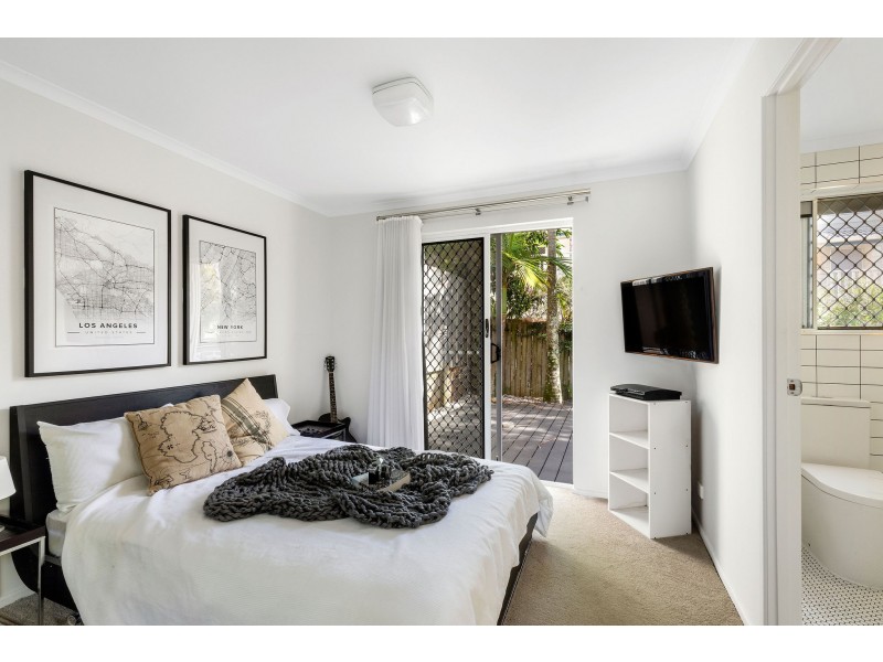 1/10-12 Kalinda Avenue, Mooloolaba QLD 4557