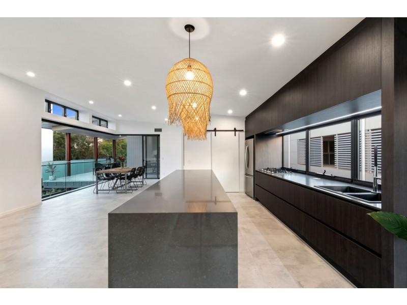 4/80 North Shore Road, Twin Waters QLD 4564
