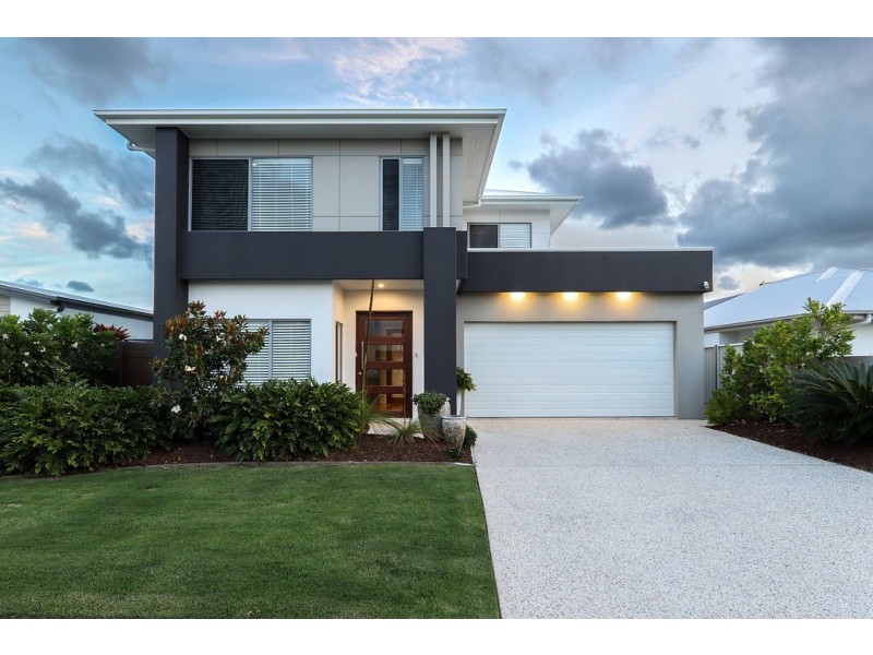 62 The Passage, Pelican Waters QLD 4551