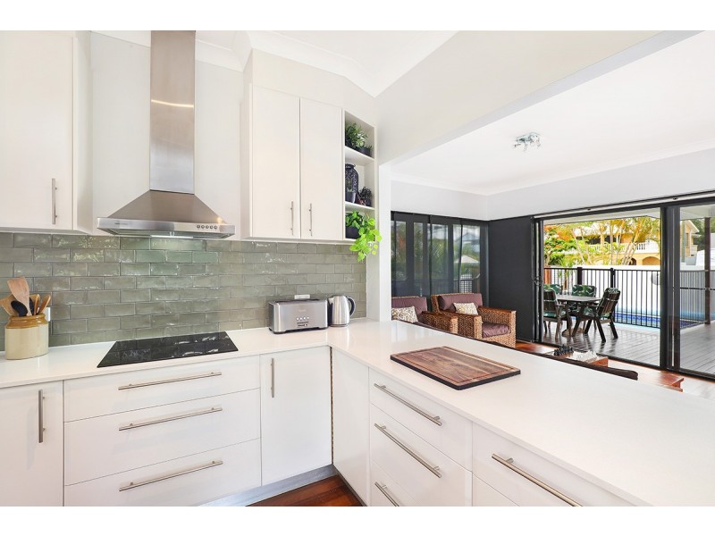 13 Kawana Street, Alexandra Headland QLD 4572