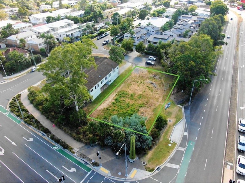 27 Tolman Court, Maroochydore QLD 4558