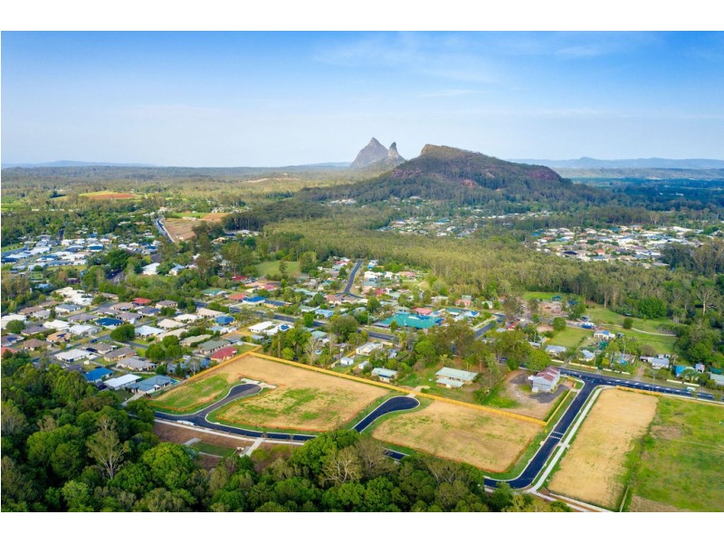 31 Coonowrin Road, Glass House Mountains QLD 4518