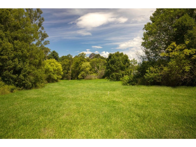 31 Coonowrin Road, Glass House Mountains QLD 4518