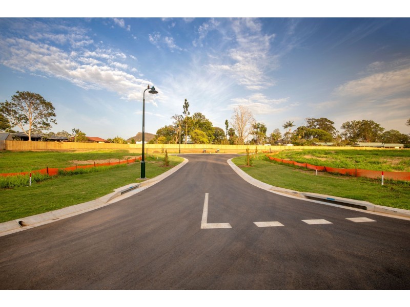 31 Coonowrin Road, Glass House Mountains QLD 4518