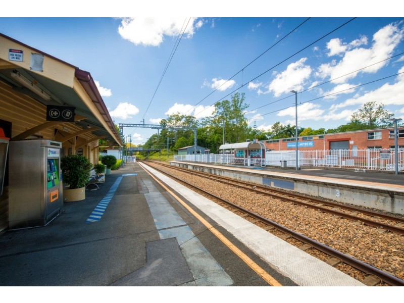 31 Coonowrin Road, Glass House Mountains QLD 4518