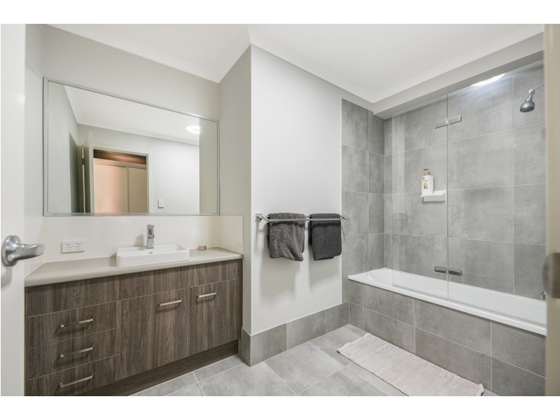 28/81 Duporth Avenue, Maroochydore QLD 4558