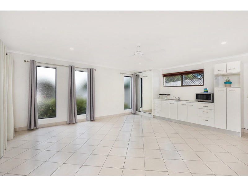 11 Cooinda Crescent, Maroochydore QLD 4558