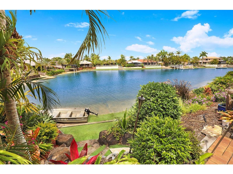 17/18 Maroochy Waters Drive, Maroochydore QLD 4558