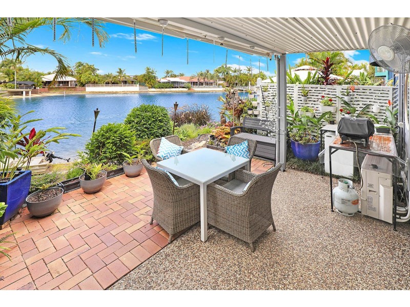 17/18 Maroochy Waters Drive, Maroochydore QLD 4558