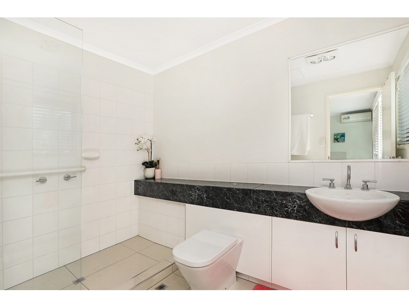 17/18 Maroochy Waters Drive, Maroochydore QLD 4558