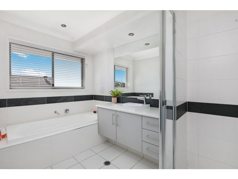 12 Kepplegrove Drive, Sippy Downs QLD 4556