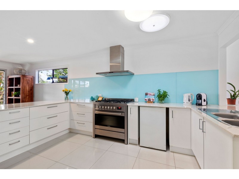 42 Maroubra Street, Maroochydore QLD 4558