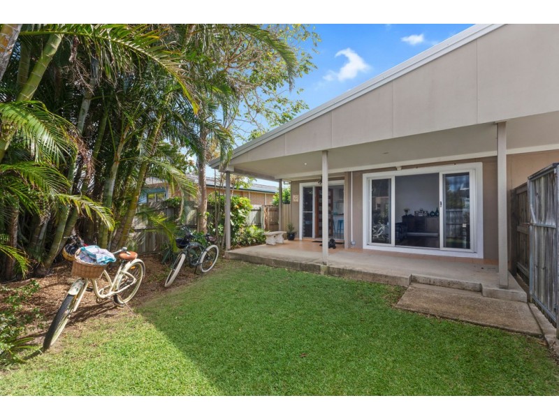 42 Maroubra Street, Maroochydore QLD 4558