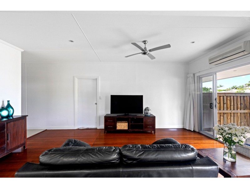 42 Maroubra Street, Maroochydore QLD 4558