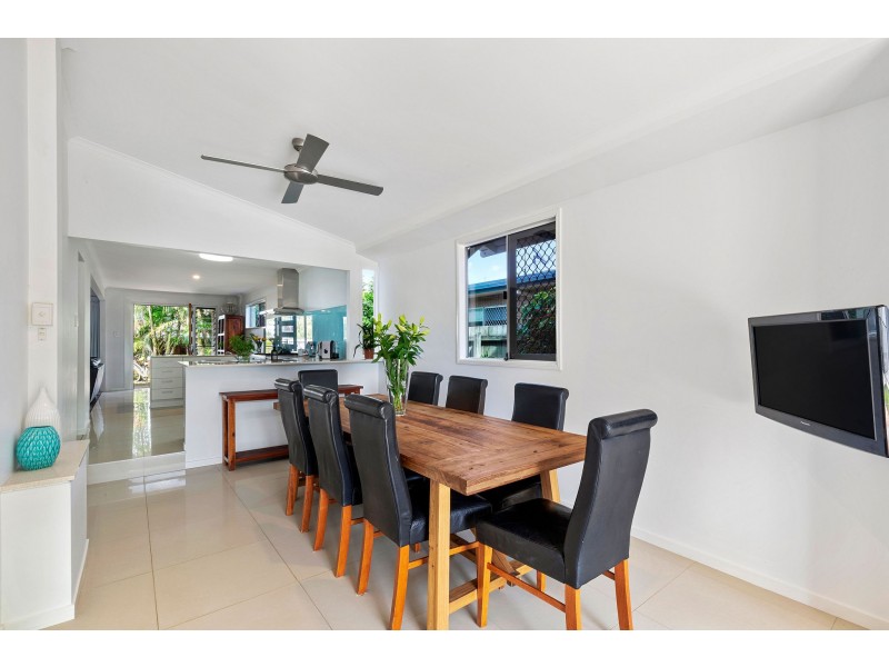 42 Maroubra Street, Maroochydore QLD 4558
