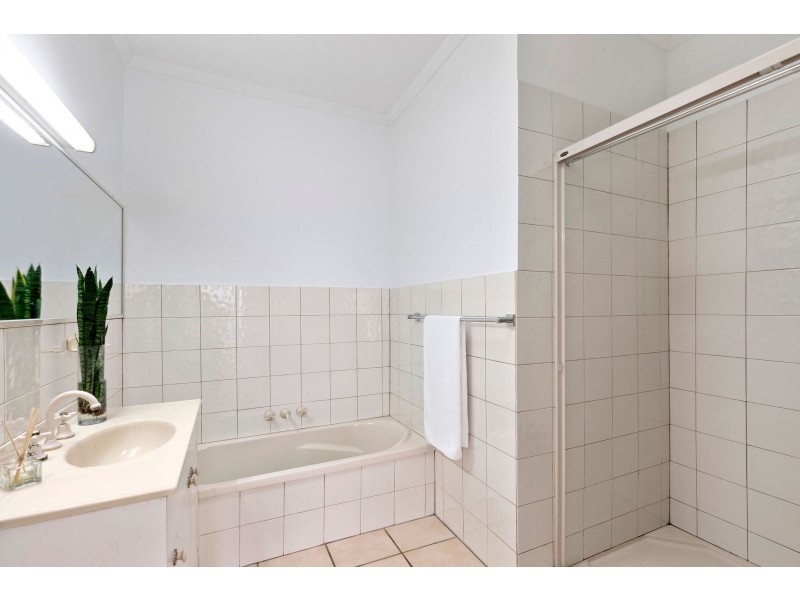 42 Maroubra Street, Maroochydore QLD 4558