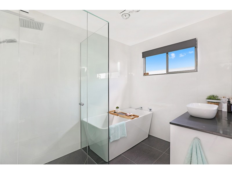 104 Buderim Avenue, Alexandra Headland QLD 4572