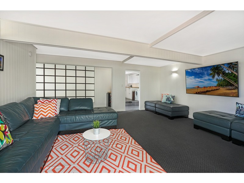 104 Buderim Avenue, Alexandra Headland QLD 4572