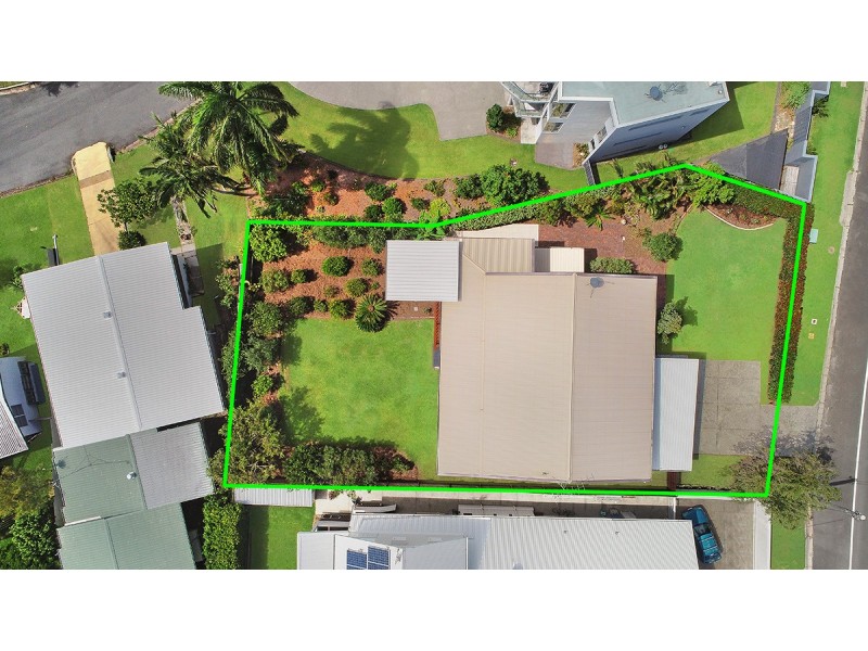 104 Buderim Avenue, Alexandra Headland QLD 4572