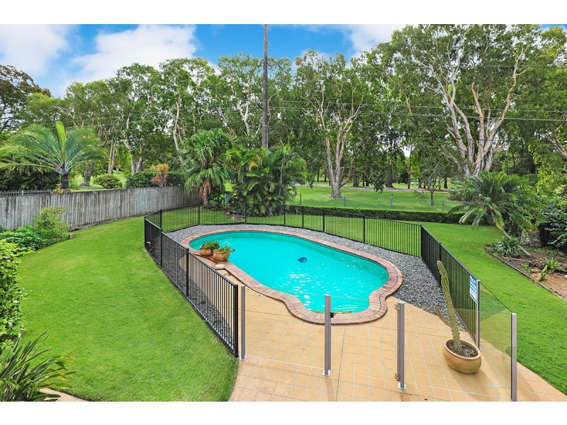 35 Molakai Drive, Mountain Creek QLD 4557