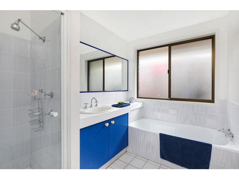 35 Molakai Drive, Mountain Creek QLD 4557