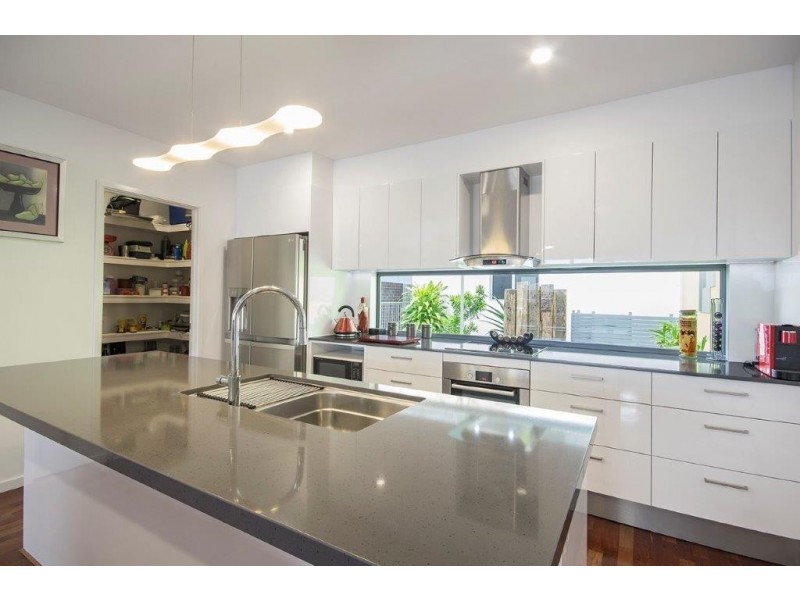 11 Hidden Place, Maroochydore QLD 4558