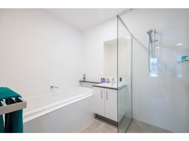 11 Hidden Place, Maroochydore QLD 4558