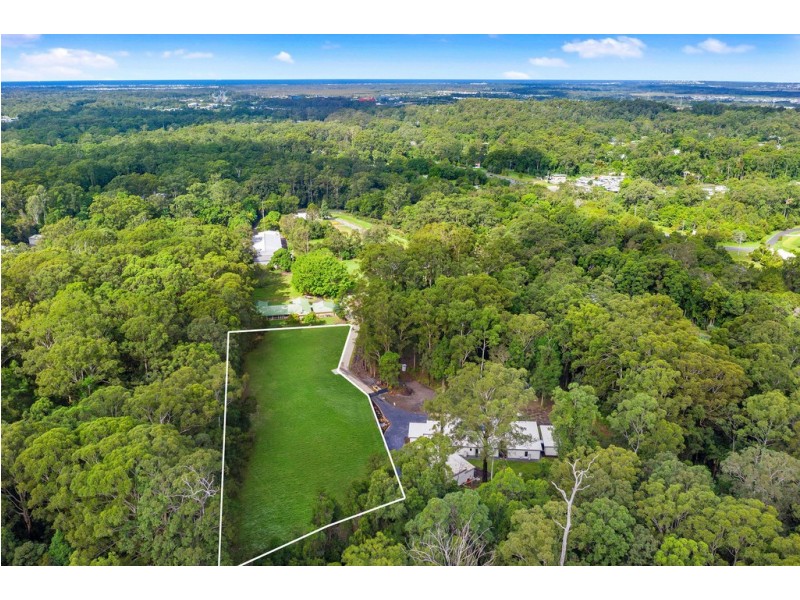 24 Kensington Lane, Tanawha QLD 4556