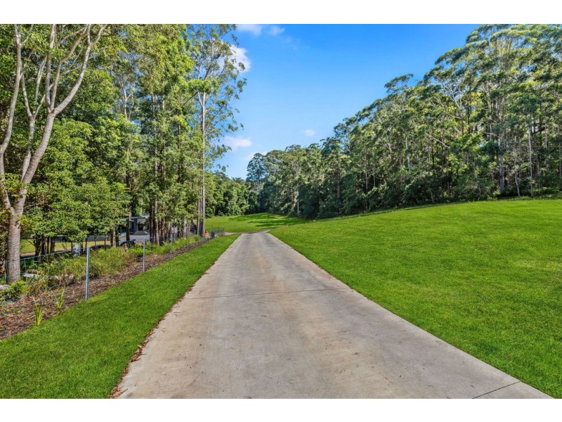 24 Kensington Lane, Tanawha QLD 4556