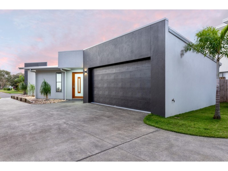 1/7 Wotama Court, Mooloolaba QLD 4557