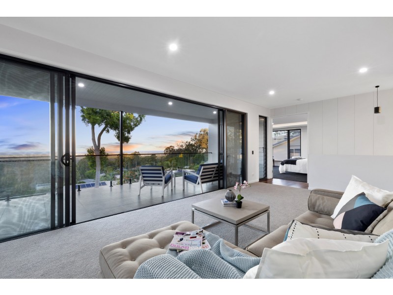 25 Dixon Rd, Buderim QLD 4556