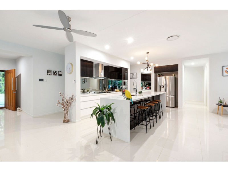 241 Lindeman Road, Beerwah QLD 4519